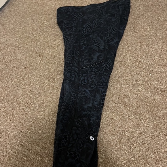 LULULEMON SPEED UP LEGGINGS - Picture 3 of 4